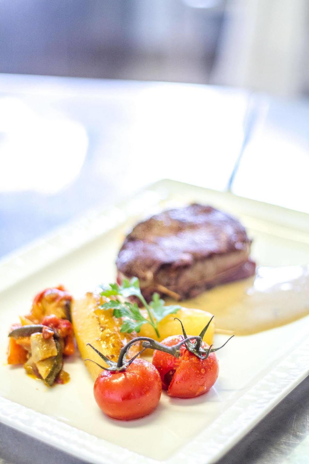Hotel Restaurant Les 13 Assiettes Le Val-Saint-Pere ภายนอก รูปภาพ
